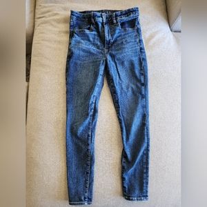 American Eagle Super Hi-rise Jeans